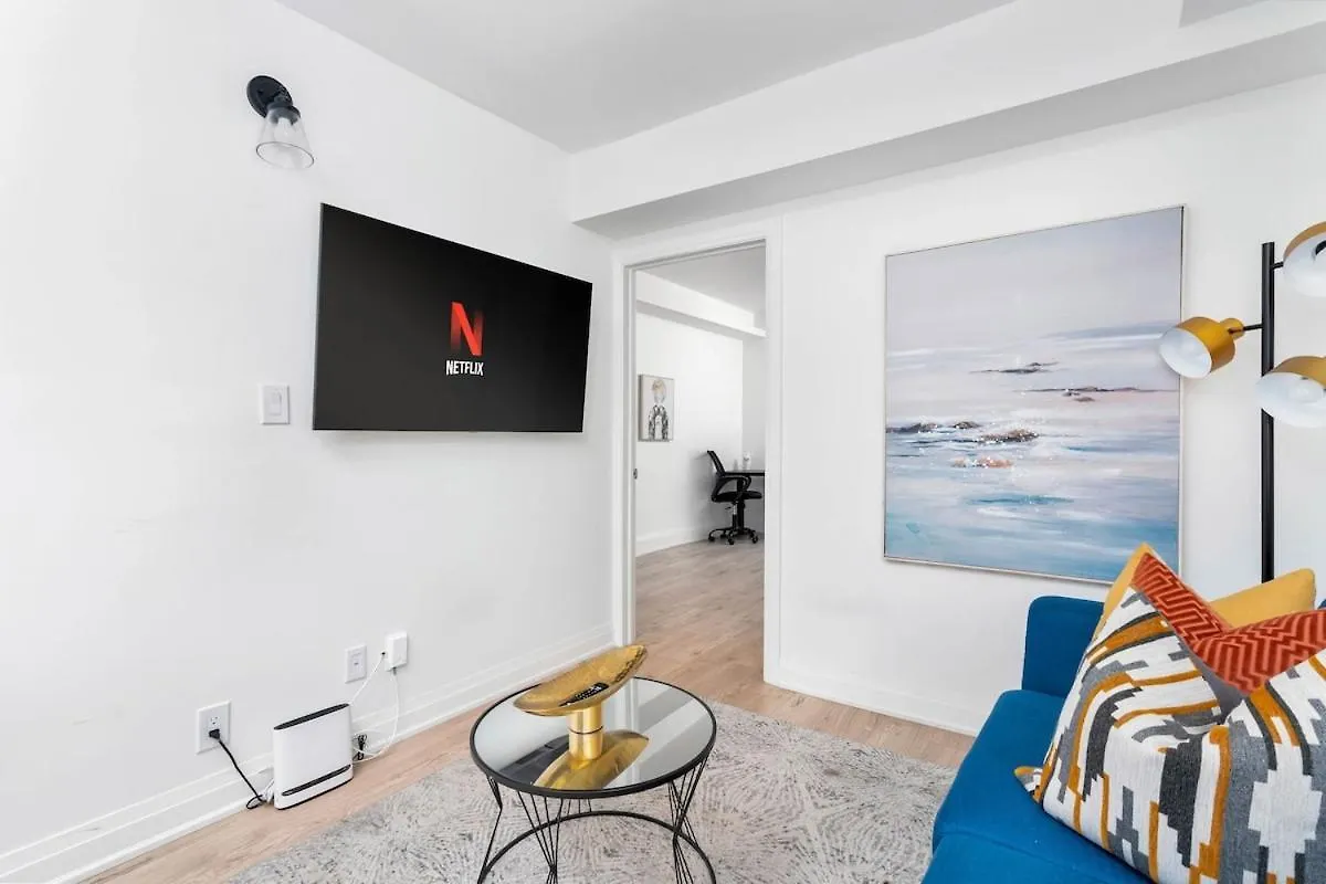 Apartamento Modern Family Escape In Vibrant Ossington Toronto Canadá